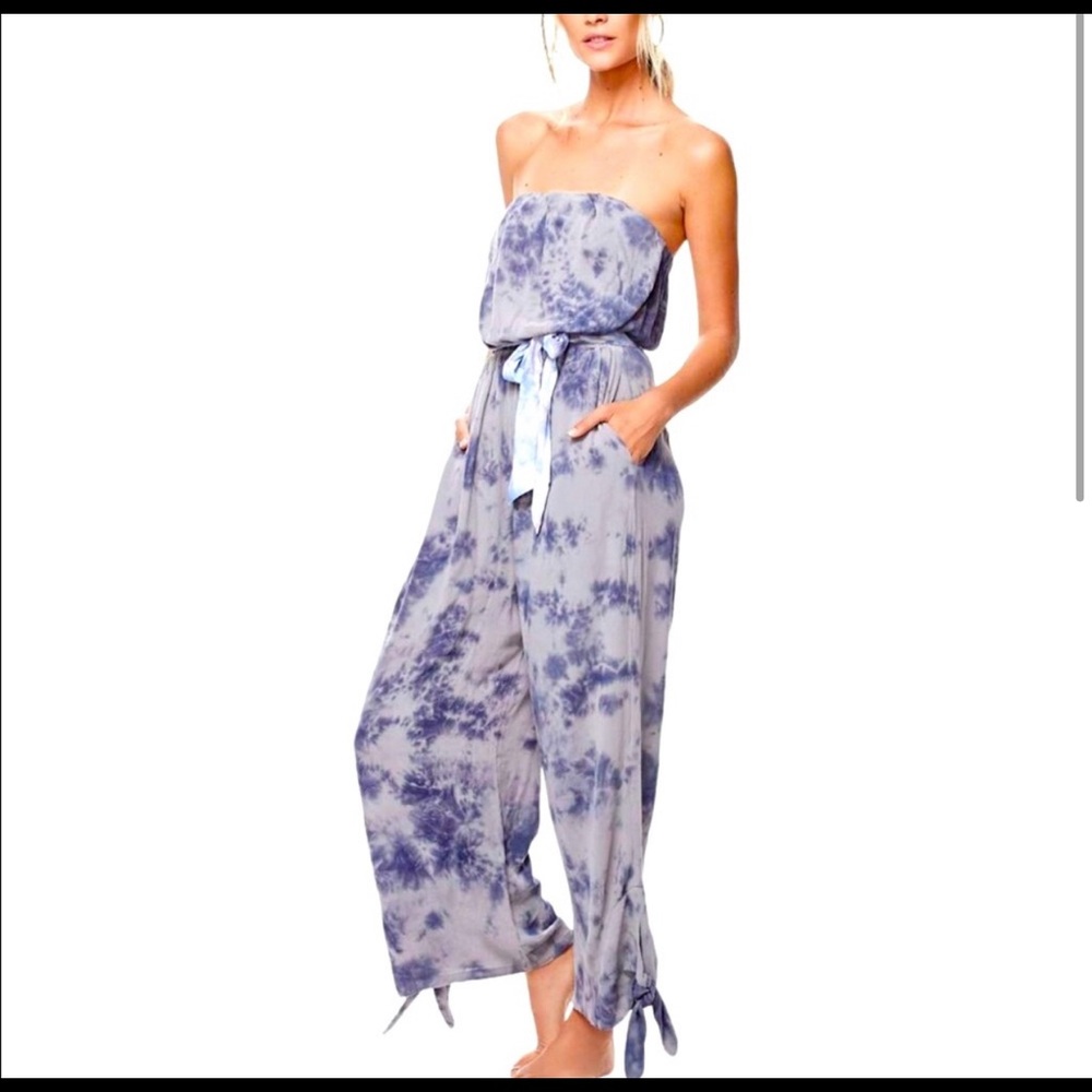 🔥🔥FREE PEOPLE TYE DYE STRAPLESS JUMPSUIT🔥🔥